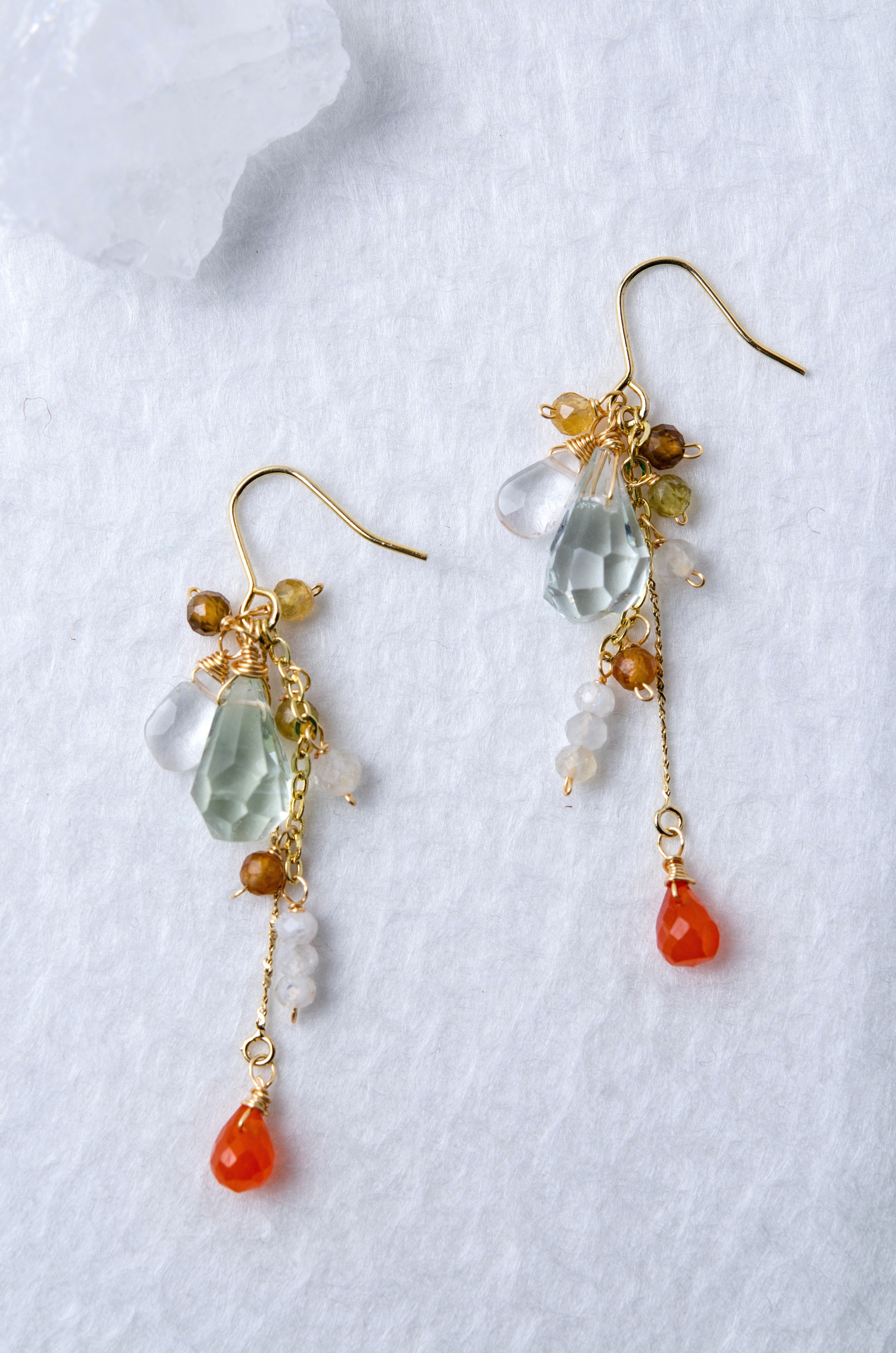 春色しずくピアス